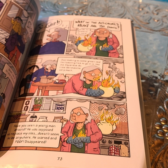 Witches of Brooklyn, What the Hex, Graphic Novel Volume Number 2 - Picture 4 of 7